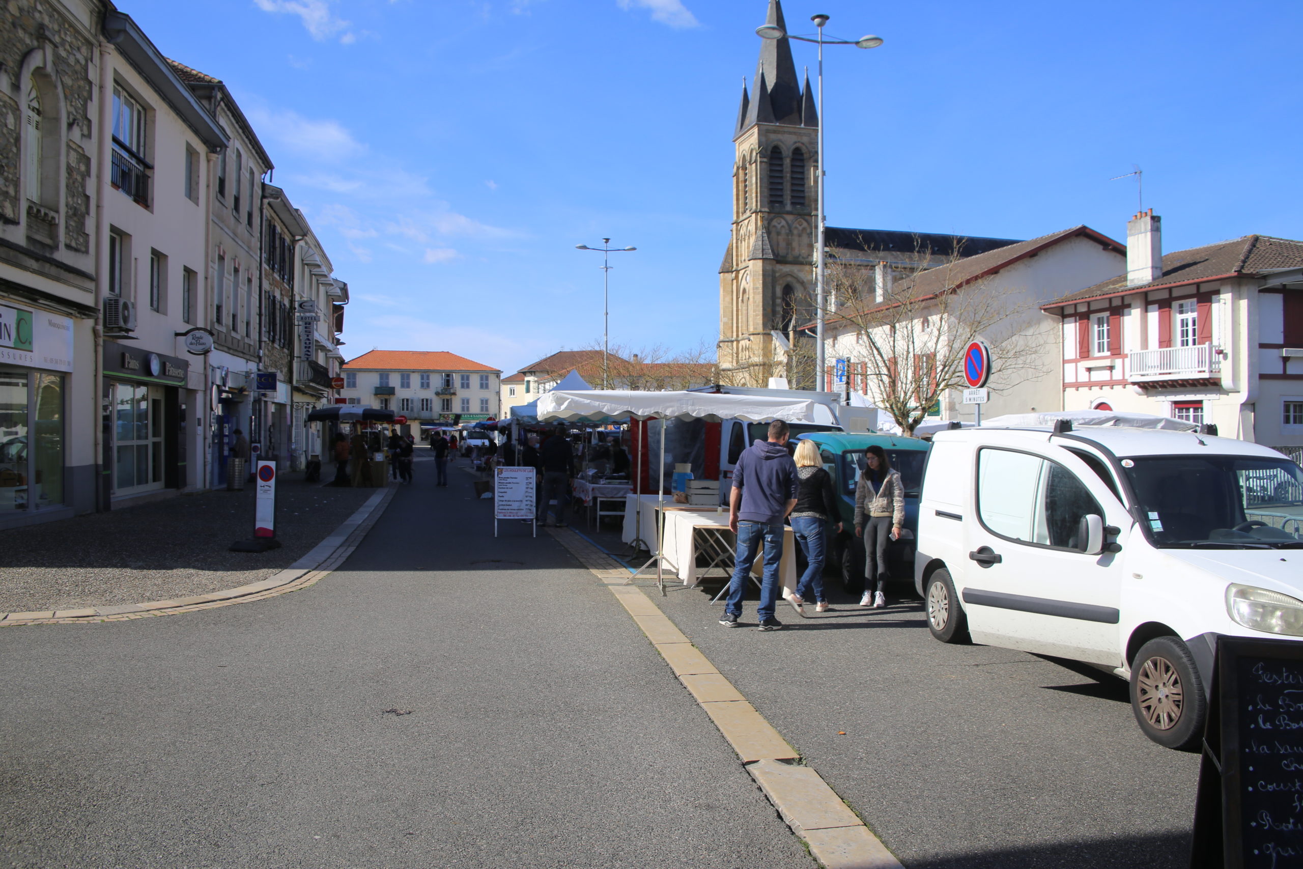 Le plus beau marché de France (édition 2021) : Peyrehorade (Landes) et Ste Foy la Grande (Gironde) toujours en course